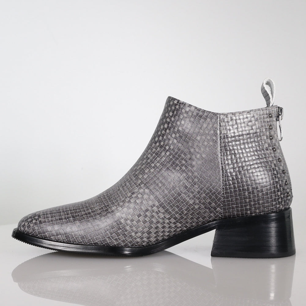 Pippity Pop Black Floral Emboss / 36 Footwear Minx