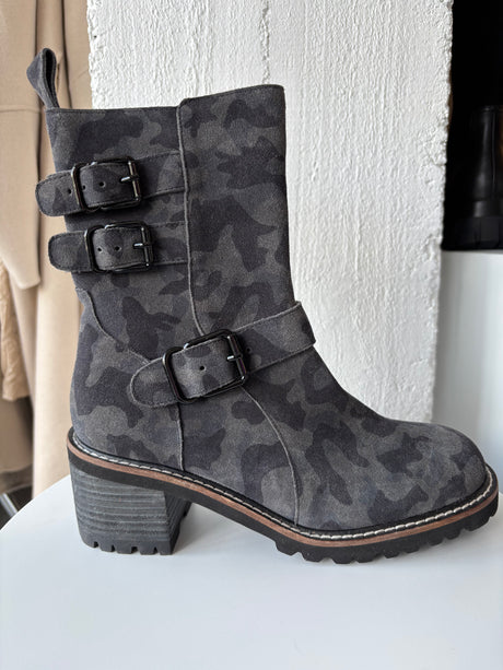 37 SAMPLE - CONFESS/CHARCOAL CAMO Default Title MINX Footwear | C.REED Clothing