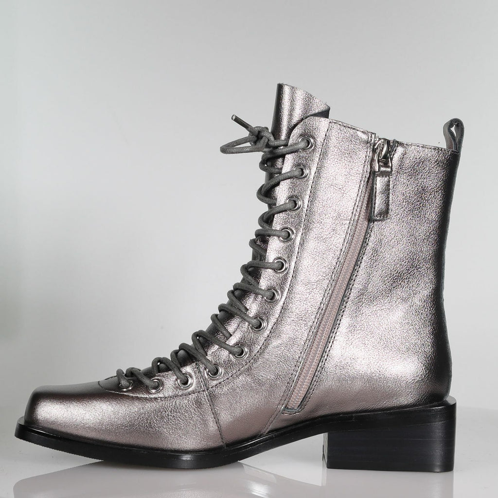 Victorian Black / 36 Footwear Minx