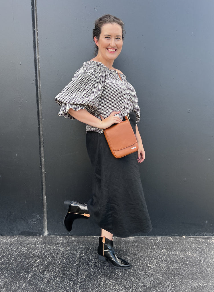 Ryder Black Crinkle Patent/Tan Trim / 36 Footwear Minx