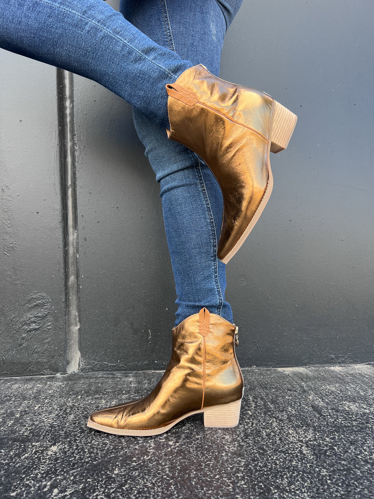 Ryder Black Crinkle Patent/Tan Trim / 36 Footwear Minx