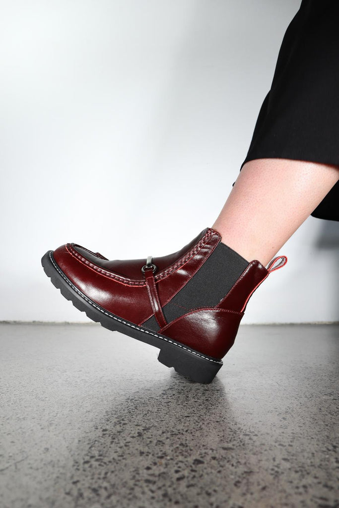 Rylan Black / 36 Footwear Minx