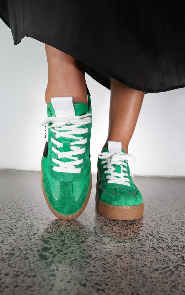 Toni Denim / 36 Footwear Minx