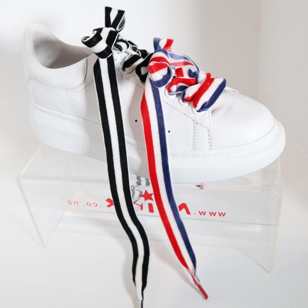 Velvet Stripes (2 PK) Black White Stripe, French Stripe Shoe Laces Minx