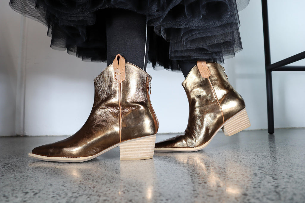 Ryder Black Crinkle Patent/Tan Trim / 36 Footwear Minx