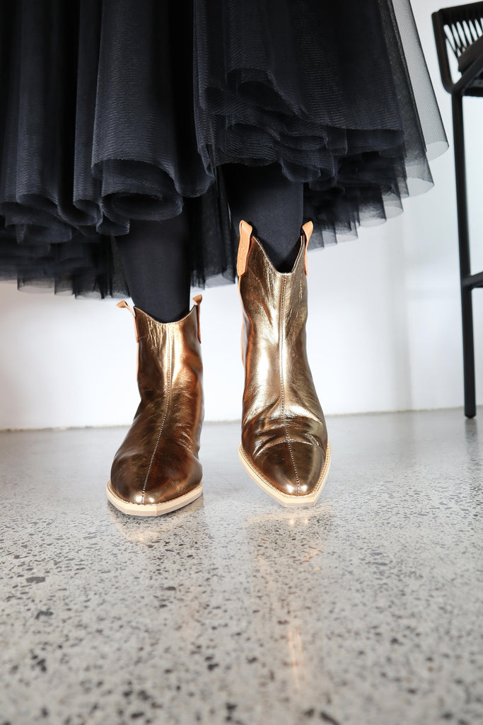 Ryder Black Crinkle Patent/Tan Trim / 36 Footwear Minx